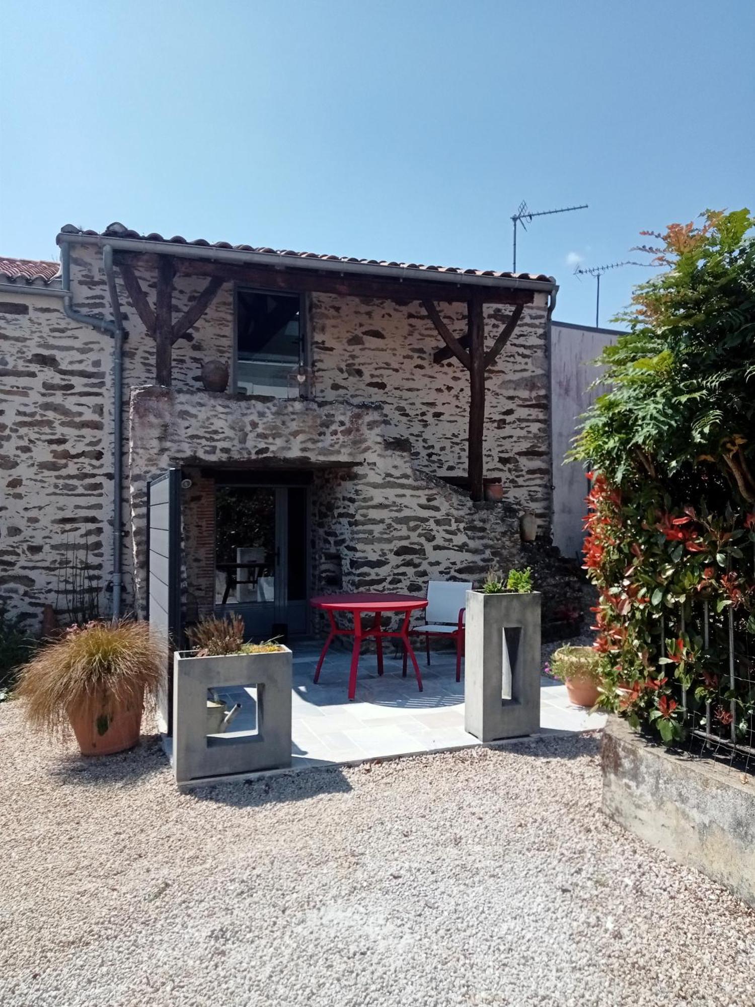 Fleur De Vigne Bed & Breakfast Monnieres  Luaran gambar